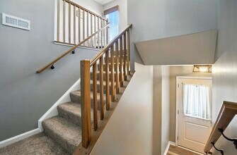 2349 Rolling Hills Dr, Unit 2349 Rolling Hills Drive in Covington, KY - Foto de edificio - Building Photo
