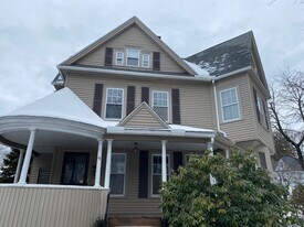 7 Englewood Ave, Unit 2 in Worcester, MA - Building Photo