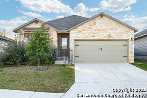 13520 Boothe Grv in San Antonio, TX - Building Photo