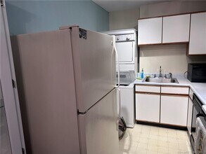 85 Niles Hill Rd in New London, CT - Building Photo - Building Photo