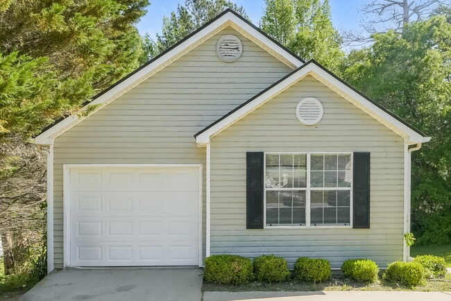 property at 1214 Foxwood Dr