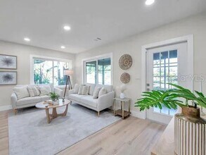 400 38th Ave NE in St. Petersburg, FL - Building Photo - Building Photo