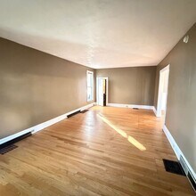 56 Union Ave NE in Grand Rapids, MI - Building Photo - Building Photo