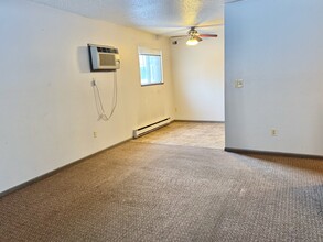 Block 32 Apartments in Fargo, ND - Building Photo - Building Photo