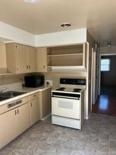 427 Fairmount St in Medford, OR - Foto de edificio - Building Photo