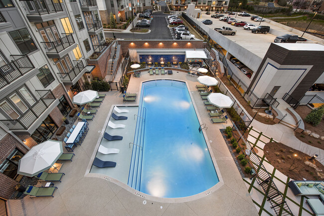 Siena Suwanee Town Center in Suwanee, GA - Foto de edificio - Building Photo