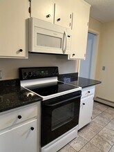 1 Pine St in Peterborough, NH - Building Photo - Building Photo