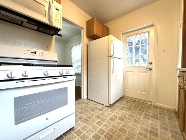4060 Myrtle Ave in San Diego, CA - Building Photo - Building Photo