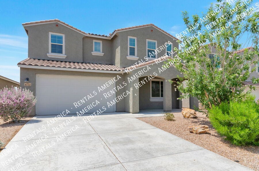 9734 E Miller Peak Trl in Tucson, AZ - Foto de edificio