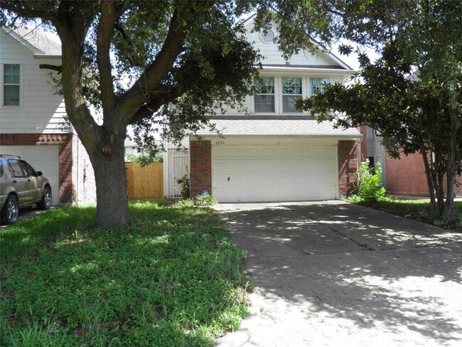 8922 Benning Dr