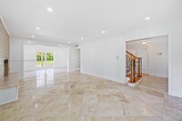 730 Davis Rd in Coral Gables, FL - Building Photo - Building Photo