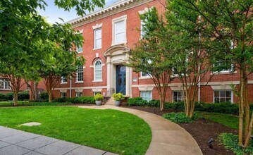 2035 2nd St NW in Washington, DC - Building Photo - Building Photo