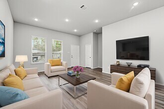 15618 Sycamore Dr in Montgomery, TX - Building Photo - Building Photo