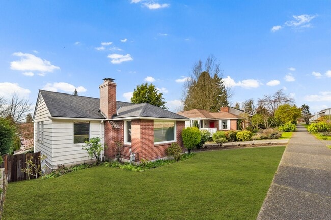 4731 49th Ave NE in Seattle, WA - Foto de edificio - Building Photo