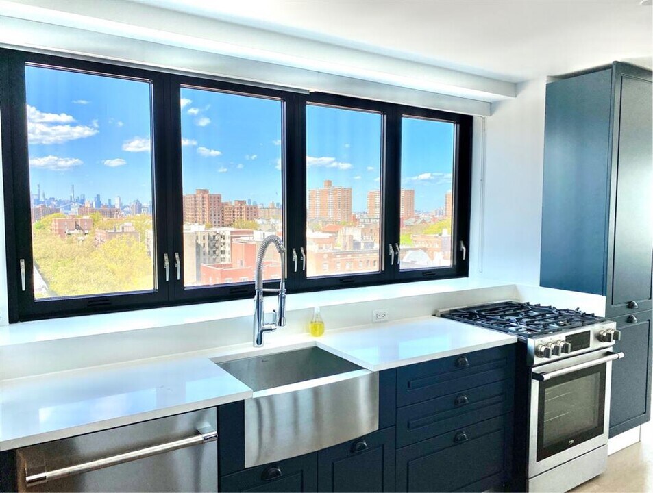 475 Clermont Ave-Unit -1032 in Brooklyn, NY - Building Photo