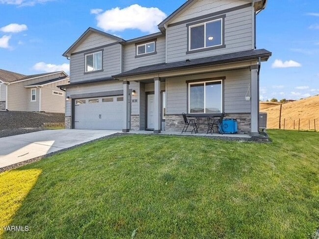 property at 6 S 12th St