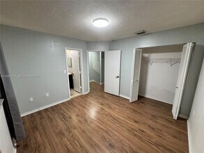 7005 NW 173rd Dr in Miami Gardens, FL - Building Photo - Building Photo