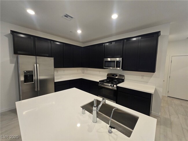 375 Powell Crst Dr in Henderson, NV - Building Photo - Building Photo