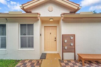 7542 NW 3 St in Plantation, FL - Building Photo - Building Photo