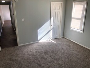 818 Columbia Ave in Leavenworth, KS - Building Photo - Building Photo