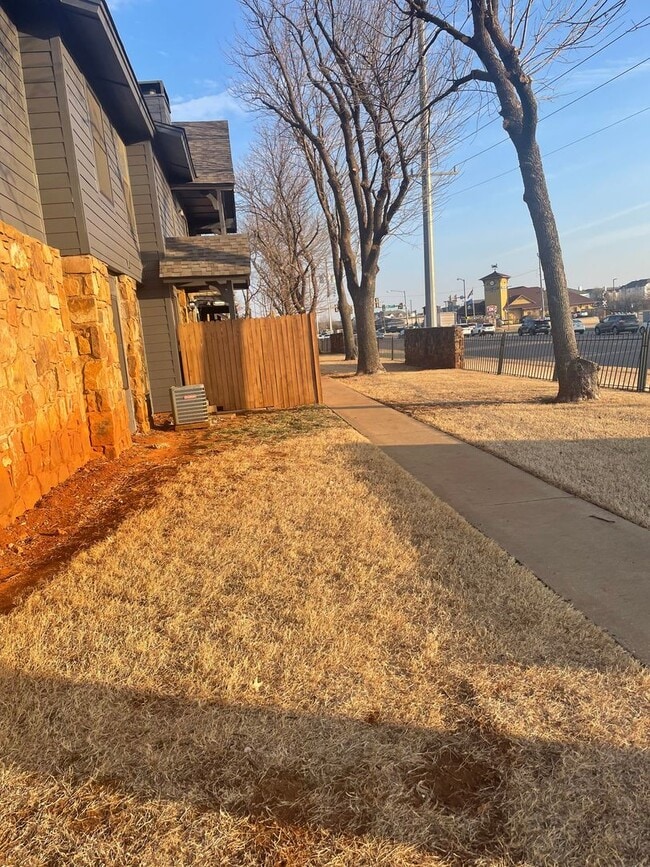 property at 14403 N Pennsylvania Ave