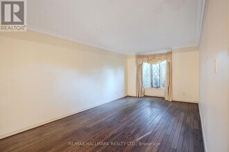 69 King's Cross Ave in Richmond Hill, ON - Building Photo - Building Photo