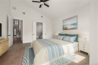 515 Free Rein in Horseshoe Bay, TX - Building Photo - Building Photo