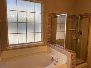 3921 Bexhill Dr in Plano, TX - Building Photo - Building Photo