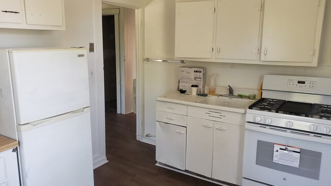 3 Church St, Unit #1 in Stamford, NY - Foto de edificio - Building Photo