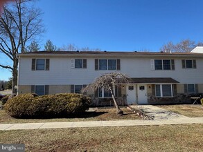 2110-1 Whitpain Hills in Blue Bell, PA - Building Photo - Building Photo