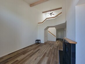1870 Outrigger Ln in Carlsbad, CA - Foto de edificio - Building Photo