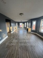 8 Elm St in Haverhill, MA - Building Photo - Building Photo