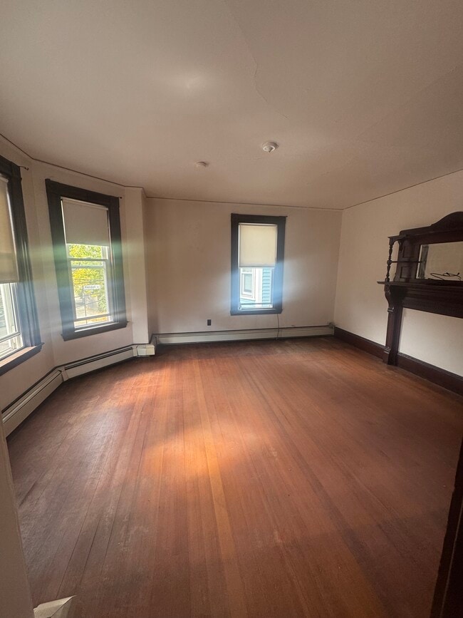 85 Chestnut St, Unit 2 in Brookline, MA - Building Photo - Building Photo