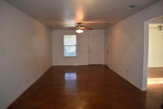 316 Elbert Ln in Harker Heights, TX - Building Photo - Building Photo