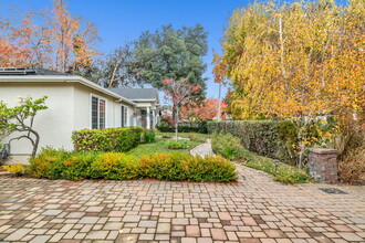 21430 Vai Ave in Cupertino, CA - Building Photo - Building Photo