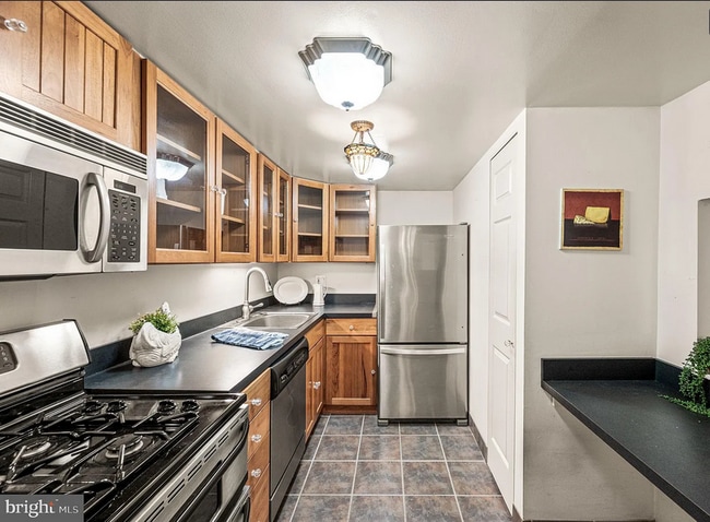 property at 31 Old Forge Xing