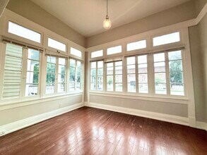 1010 Dauphin St, Unit B in Mobile, AL - Building Photo - Building Photo