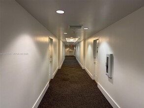 2280 SW 32nd Ave in Miami, FL - Building Photo - Building Photo