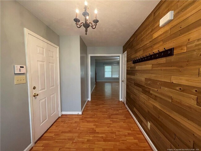 596 E Lake Ridge Rd in Raeford, NC - Building Photo - Building Photo