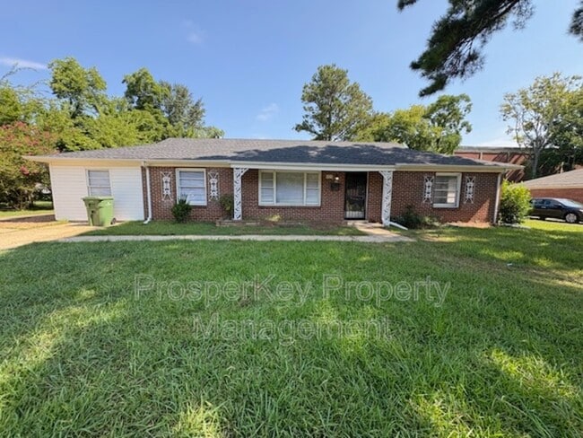 property at 703 Briarcliff Rd