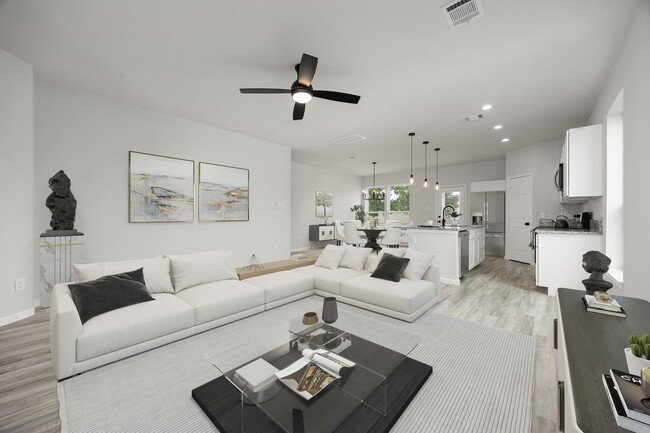 8 Donna Ct in Brookshire, TX - Building Photo - Building Photo