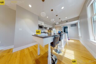 40 Bow St, Unit 1 in Cambridge, MA - Building Photo