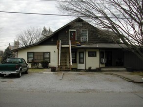 207 Cunningham St in Maryville, TN - Building Photo - Building Photo