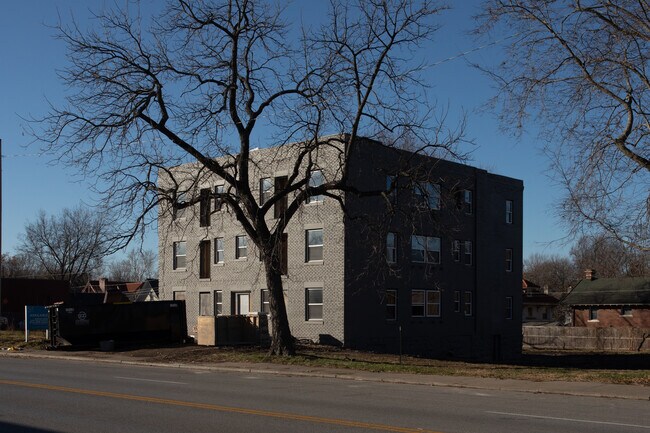 3618-3620 Troost Ave in Kansas City, MO - Building Photo - Building Photo