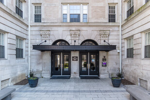 Somerset House in Washington, DC - Foto de edificio - Building Photo