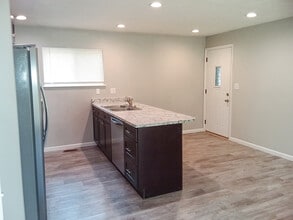 610 N Arlington St, Unit 610 in Greencastle, IN - Building Photo - Building Photo