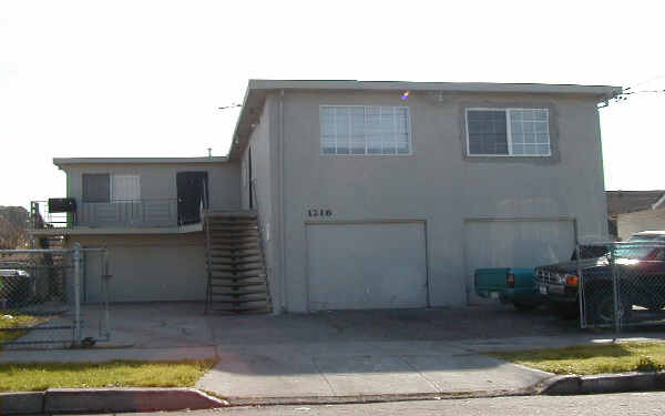 1216 87th Ave in Oakland, CA - Building Photo - Building Photo