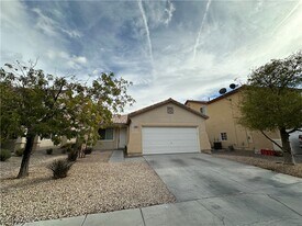 5648 Deer Run Ct in North Las Vegas, NV - Building Photo