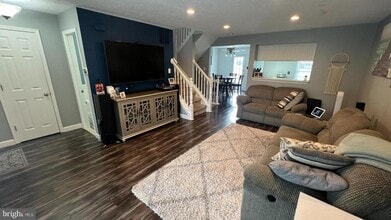 33 Pinehurst Ct in Gloucester Township, NJ - Building Photo - Building Photo