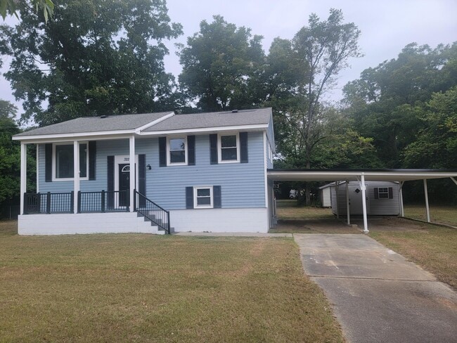 property at 322 N Hicks St